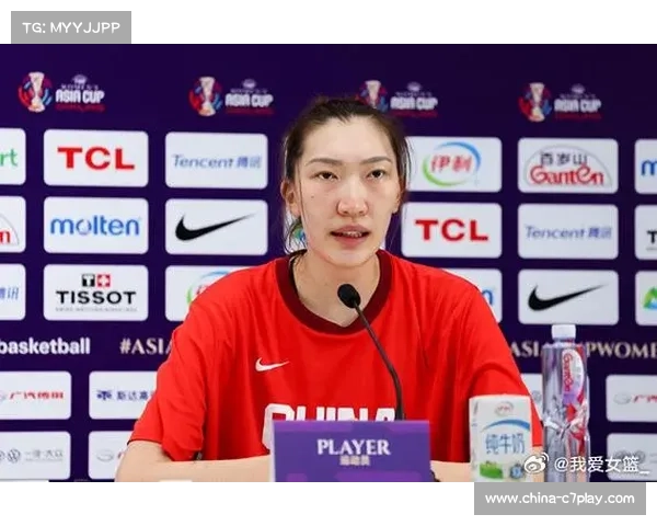 中国驻珀斯总领事场边观战,为韩旭与山猫队加油助威