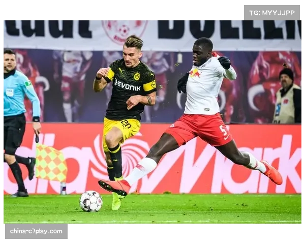 RB莱比锡2-2战平多特蒙德,争四格局愈发激烈 RB莱比锡2-2战平多特蒙德,争四格局愈发激烈